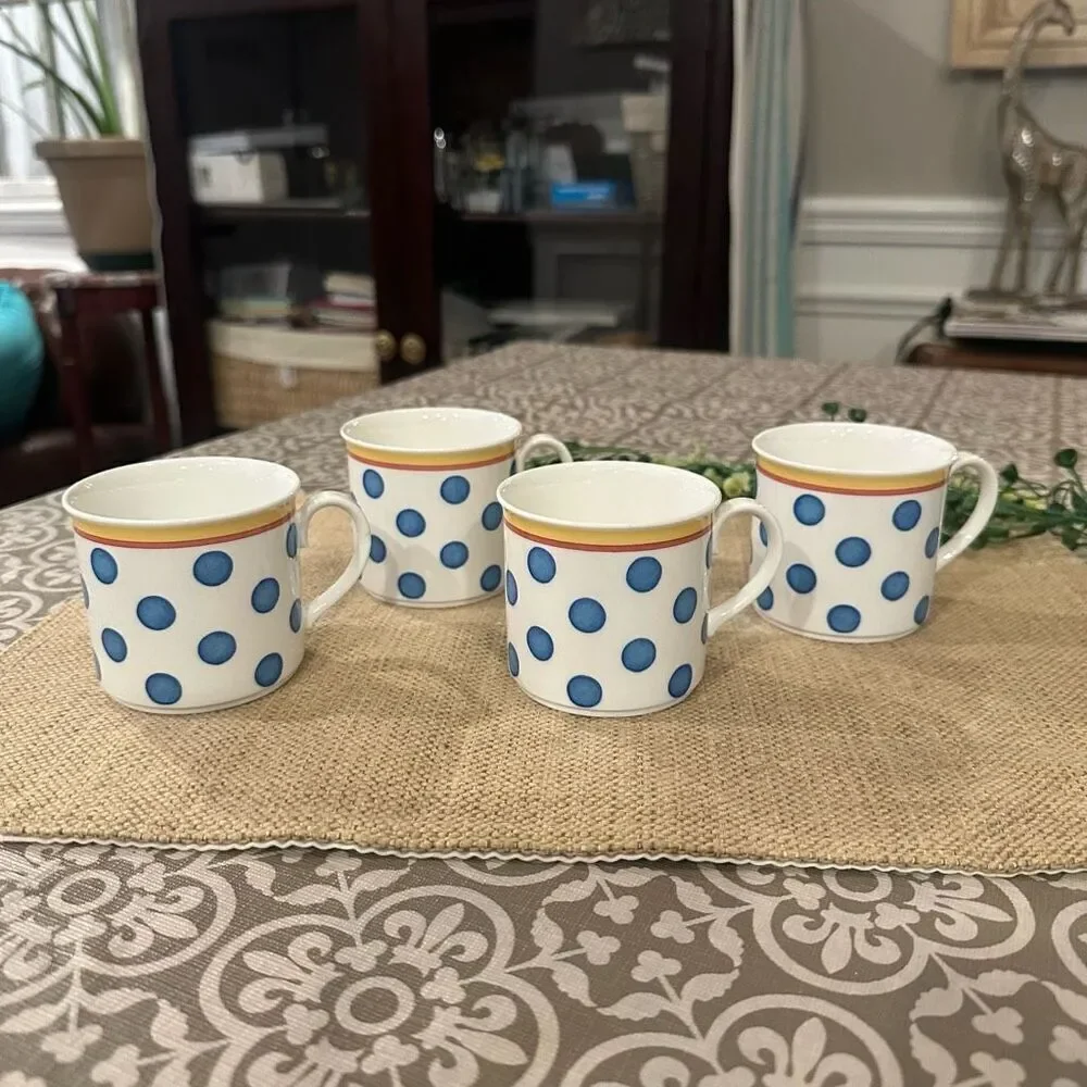 Villeroy & Boch Twist Anna Espresso Cups 4 Piece Set‎ Blue Dots porcelain